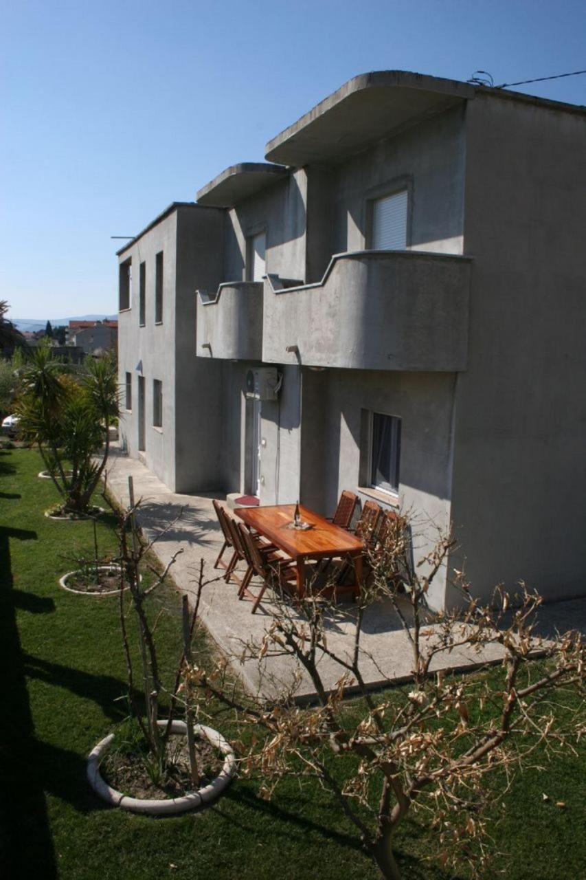 Apartments Ivica Kaštela エクステリア 写真